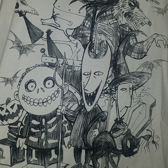 Disney/Hot Topic Nightmare Before Xmas tee - Picture 3 of 4